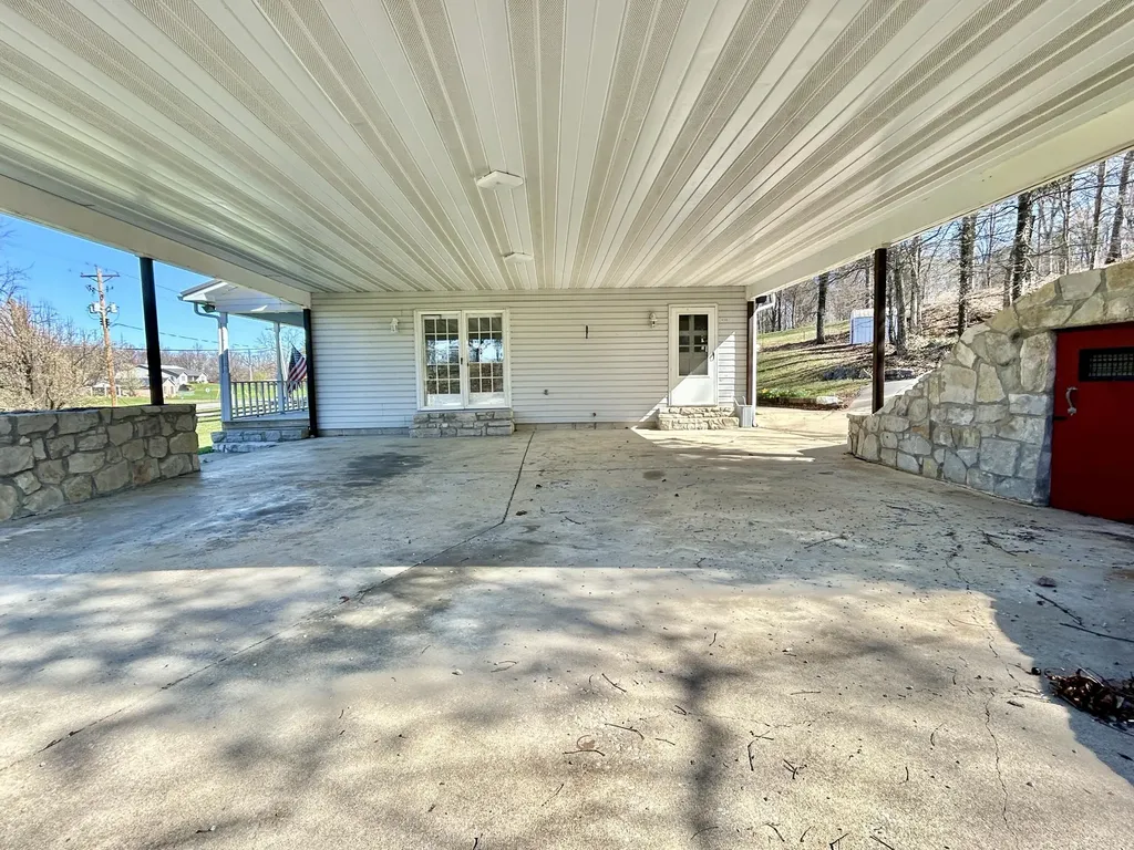 5200 Highway 39 Somerset KY 42503
