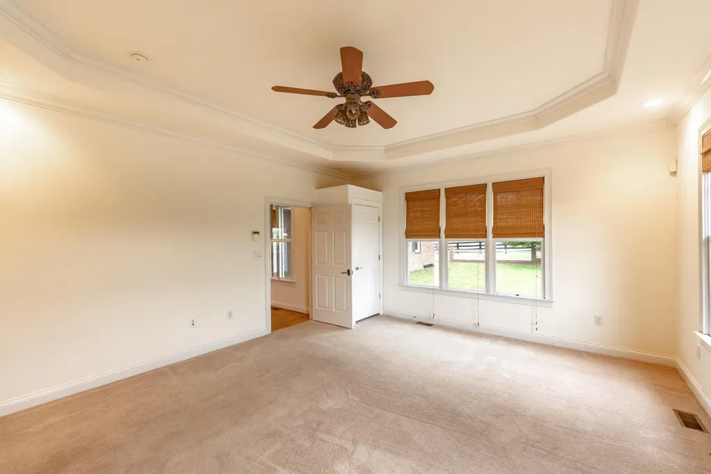 2525 Clintonville Road Paris KY 40361