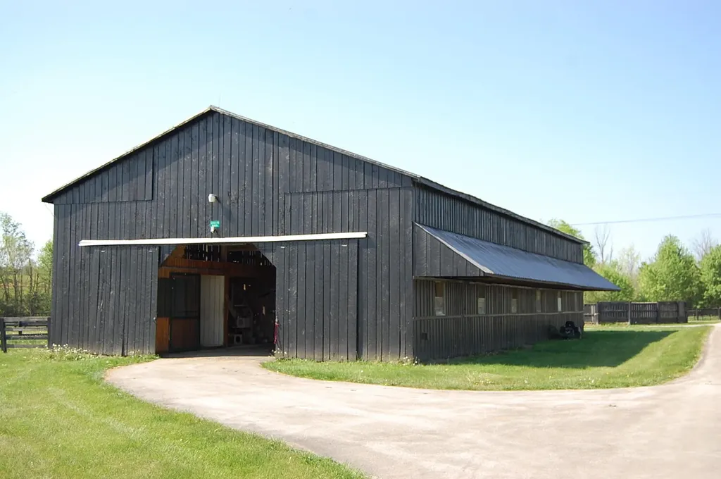 2525 Clintonville Road Paris KY 40361