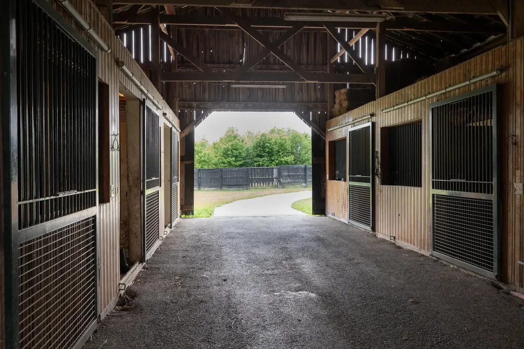 2525 Clintonville Road Paris KY 40361