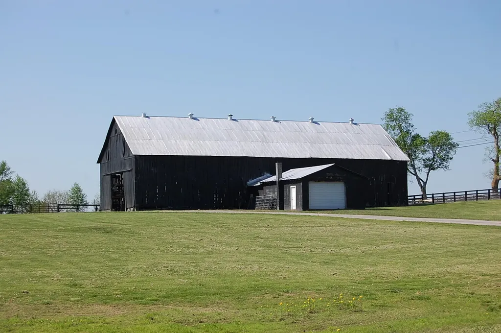 2525 Clintonville Road Paris KY 40361