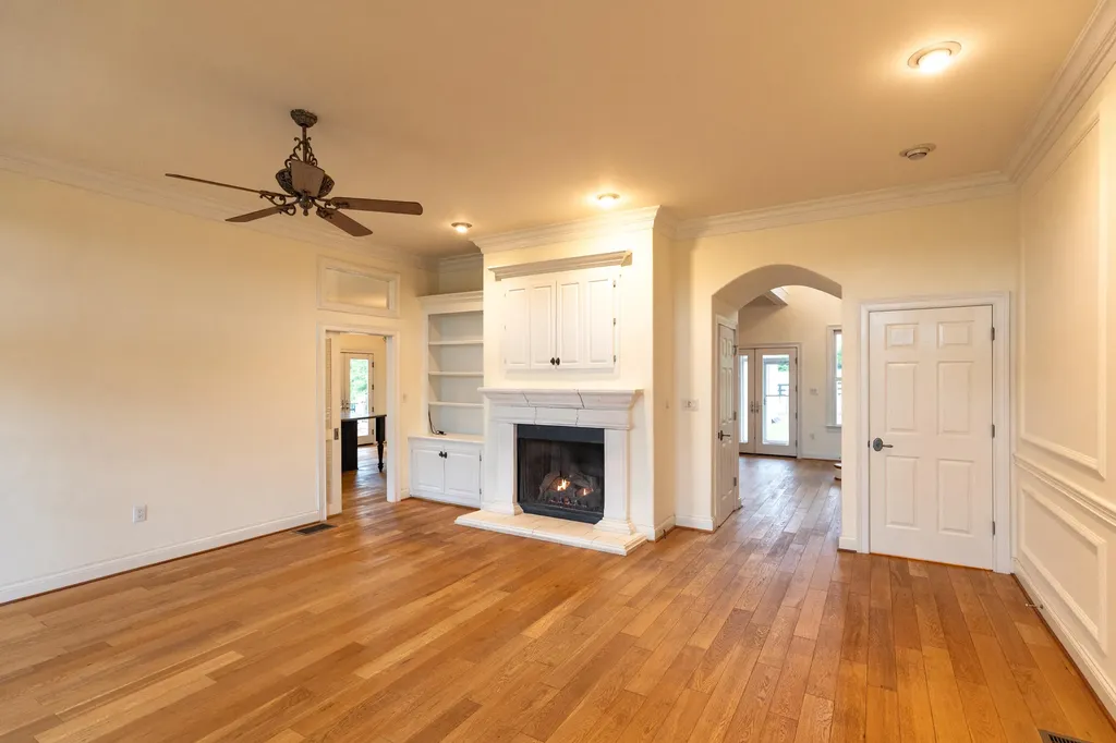2525 Clintonville Road Paris KY 40361