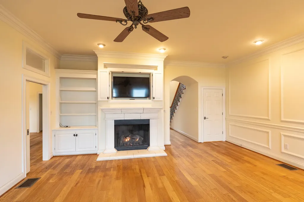 2525 Clintonville Road Paris KY 40361