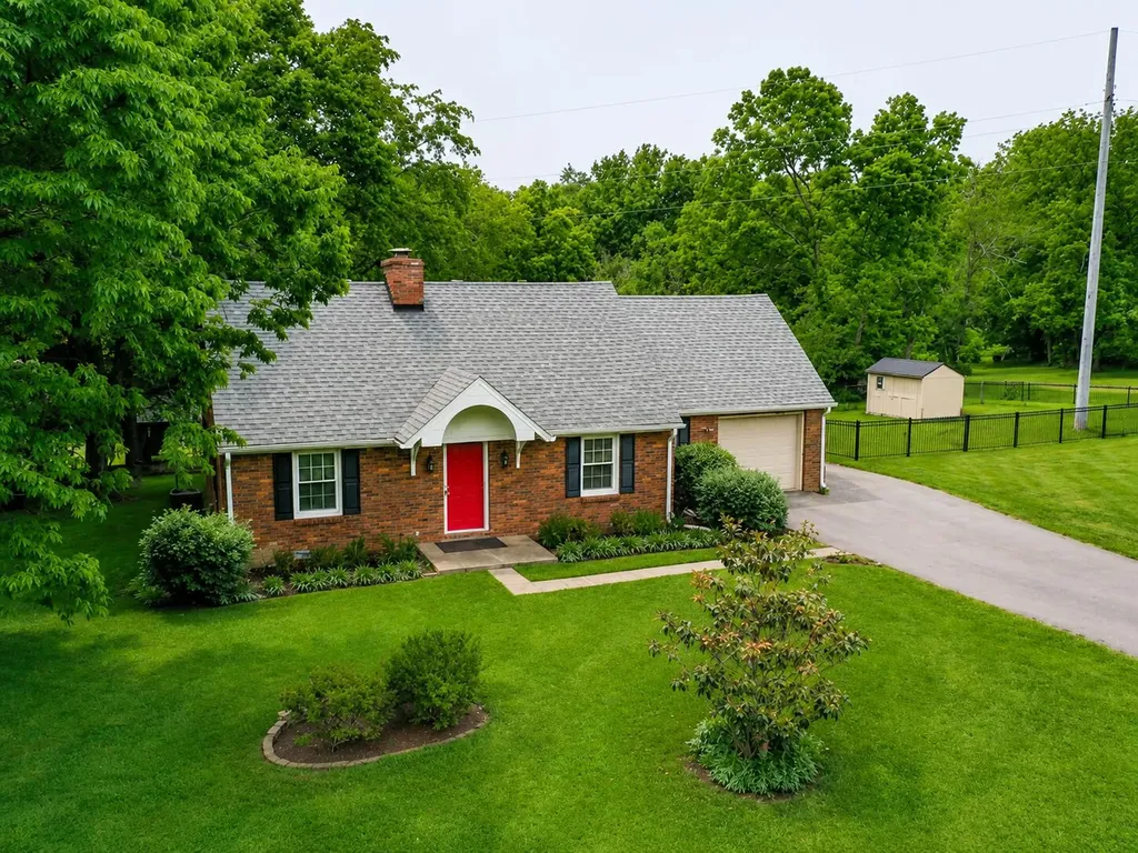135 Edgewood Drive Stanford KY 40484