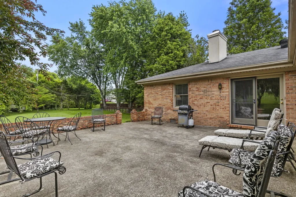 18 Casa Landa Way Winchester KY 40391