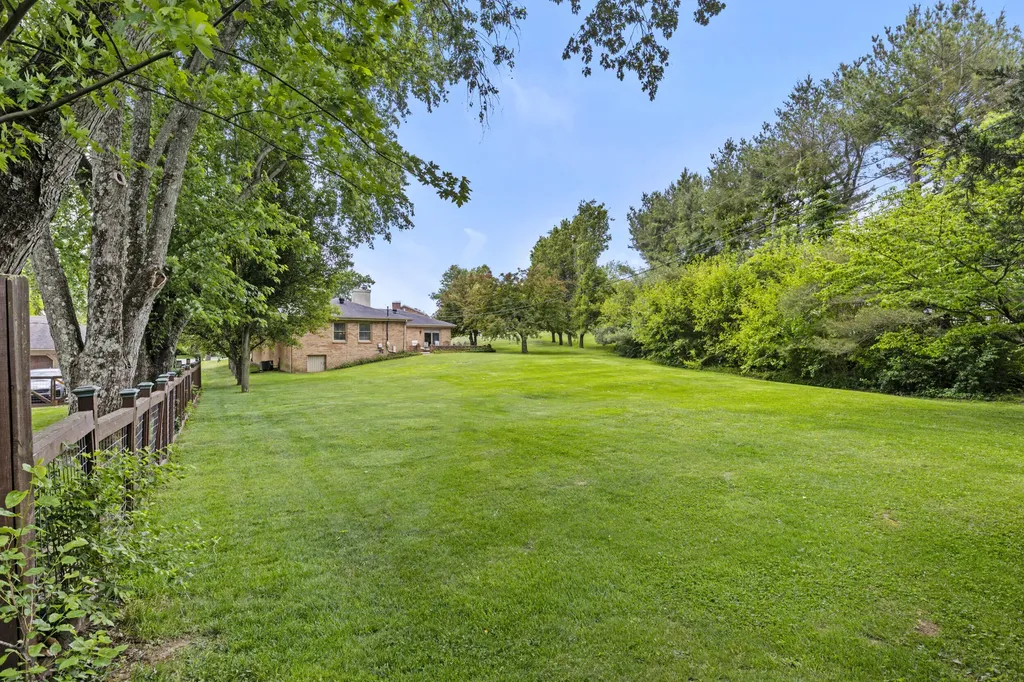 18 Casa Landa Way Winchester KY 40391