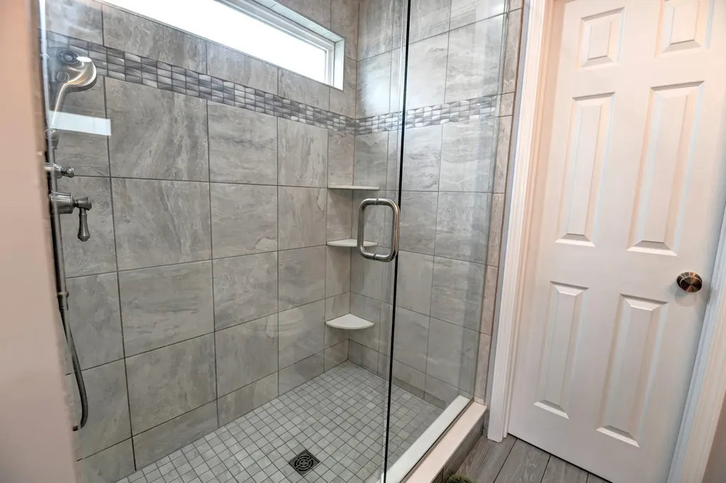 2820 Sandersville Road Lexington KY 40511
