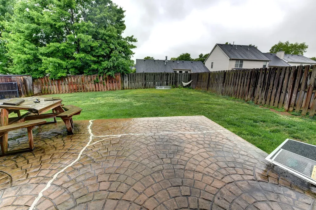 2820 Sandersville Road Lexington KY 40511