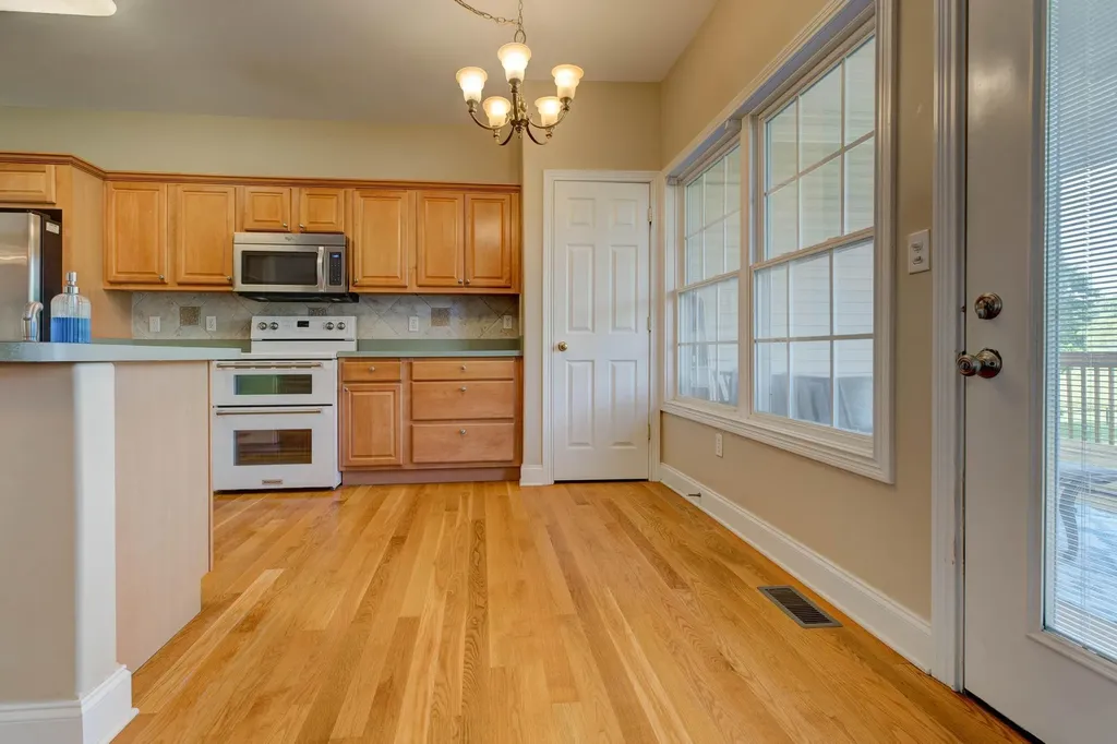 4100 1/2 Newtown Pike Georgetown KY 40324