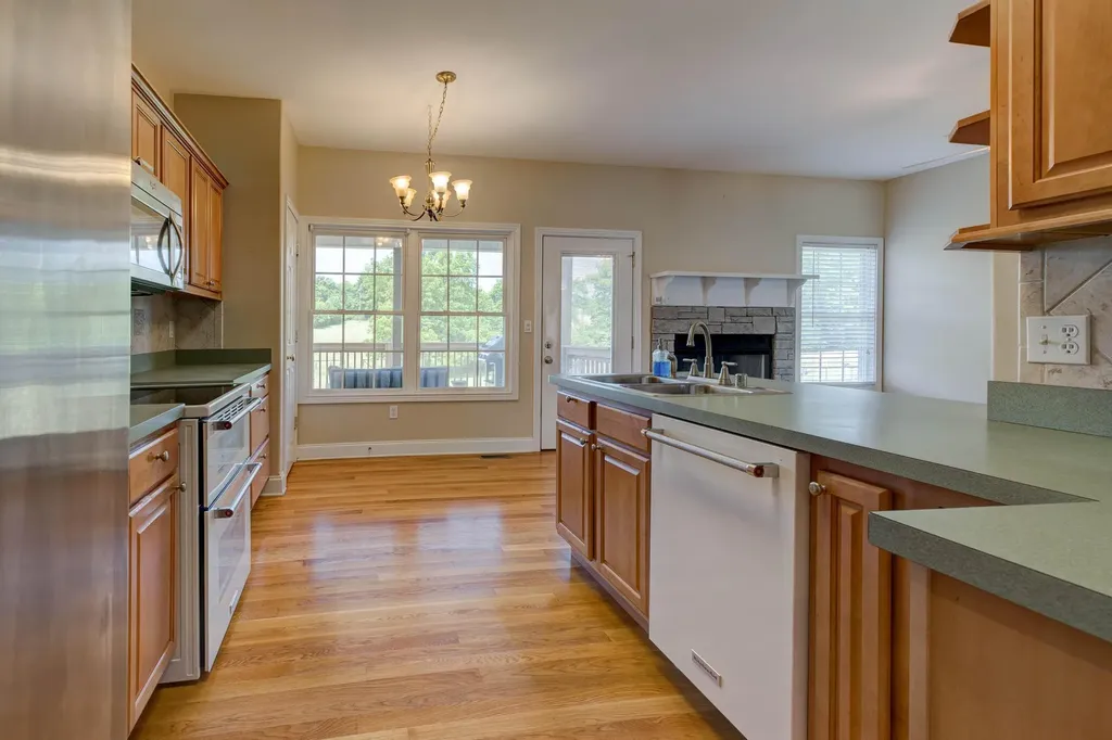 4100 1/2 Newtown Pike Georgetown KY 40324