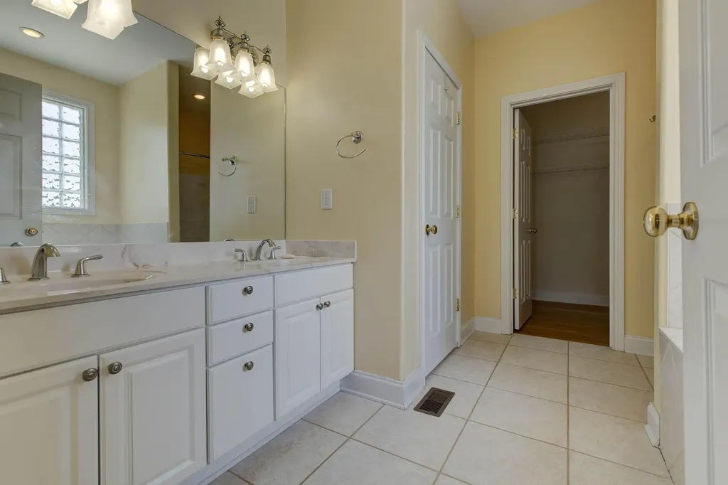 4100 1/2 Newtown Pike Georgetown KY 40324