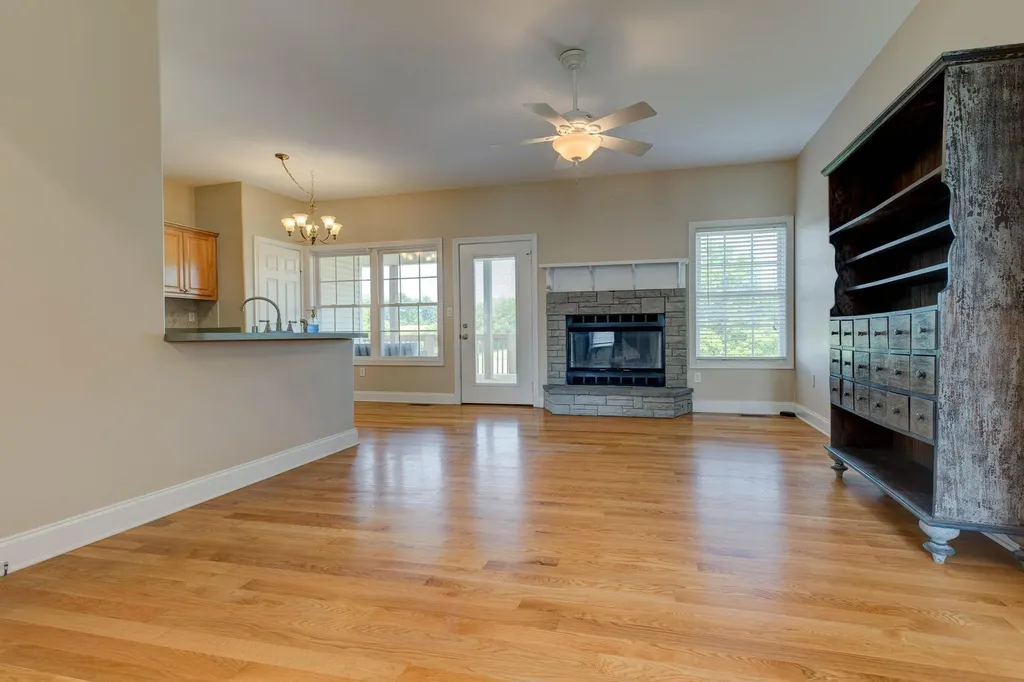 4100 1/2 Newtown Pike Georgetown KY 40324