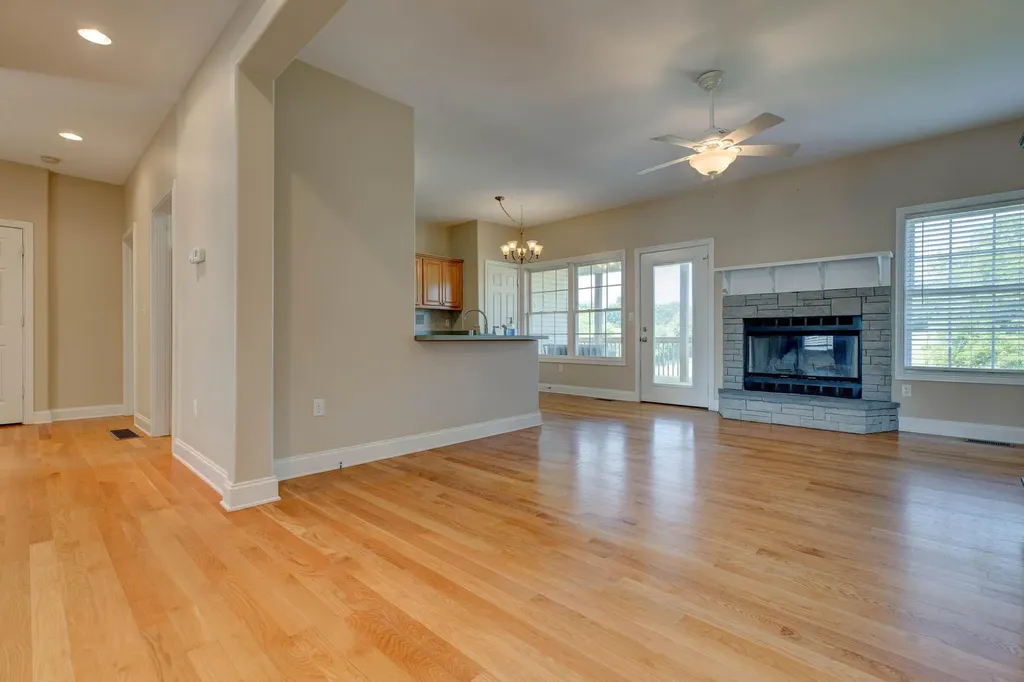 4100 1/2 Newtown Pike Georgetown KY 40324