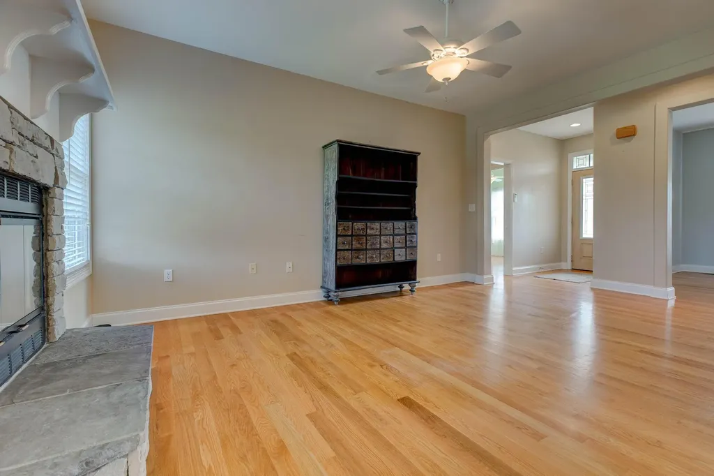 4100 1/2 Newtown Pike Georgetown KY 40324