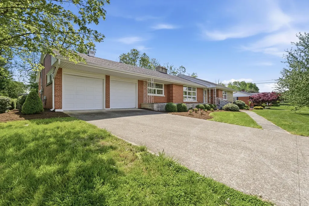 115 Grandview Drive Cynthiana KY 41031