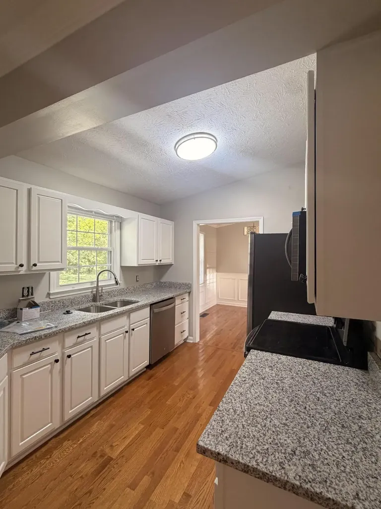 407 Quail Run Road Versailles KY 40383