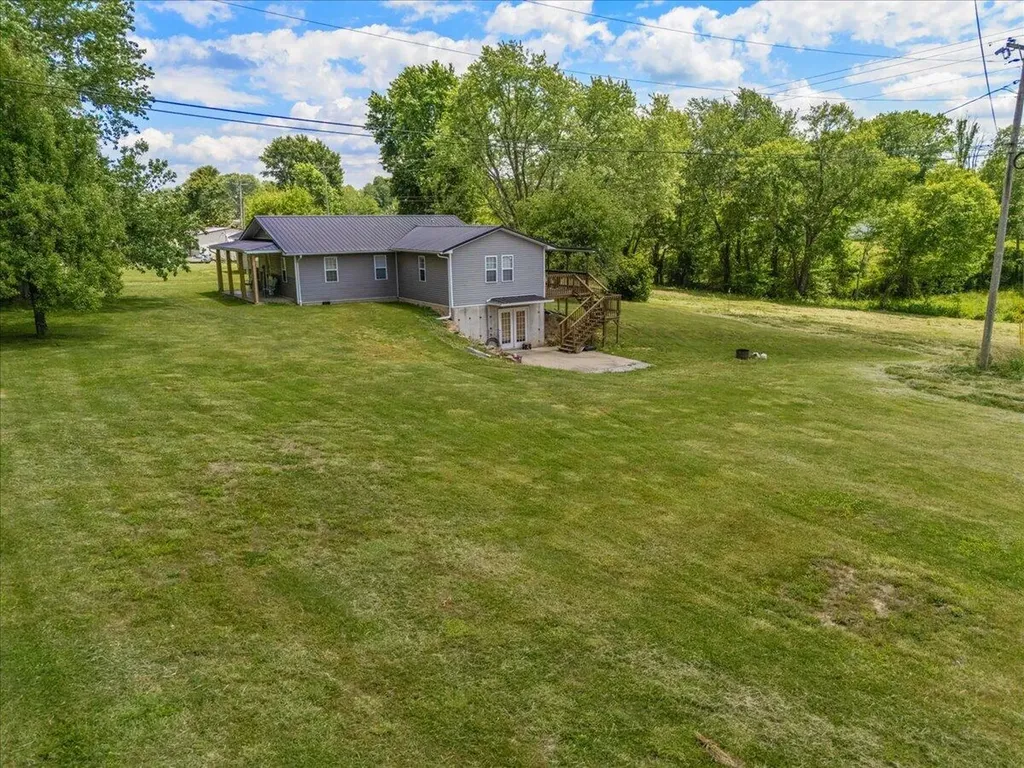 181 Little Arthur Ridge Road East Bernstadt KY 40729
