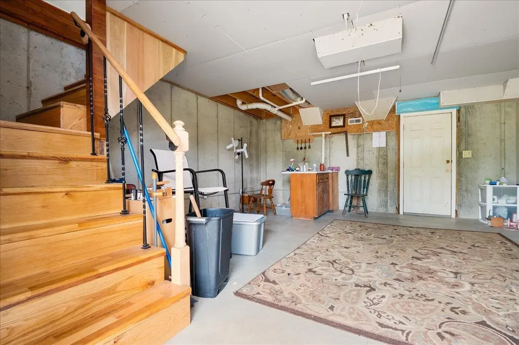 181 Little Arthur Ridge Road East Bernstadt KY 40729