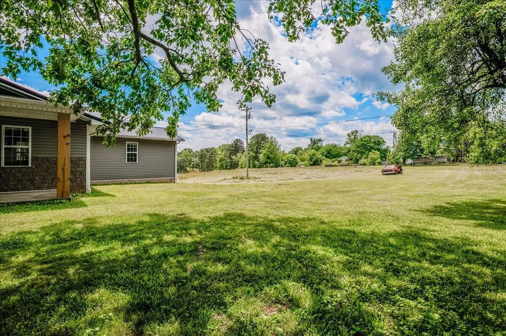 181 Little Arthur Ridge Road East Bernstadt KY 40729