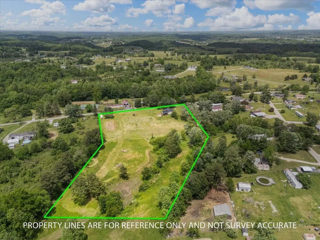 181 Little Arthur Ridge Road East Bernstadt KY 40729
