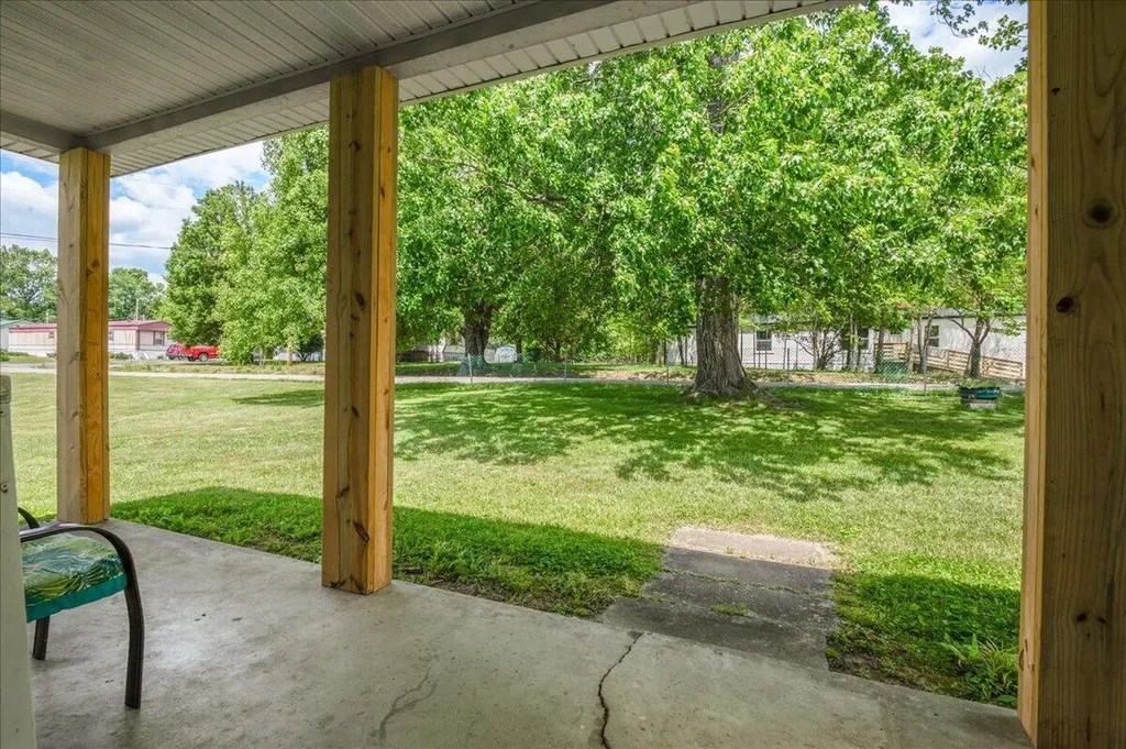 181 Little Arthur Ridge Road East Bernstadt KY 40729