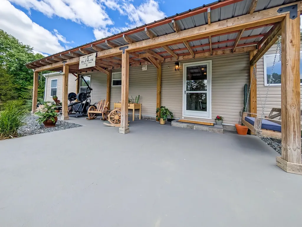 1510 Highway 865 Eubank KY 42567
