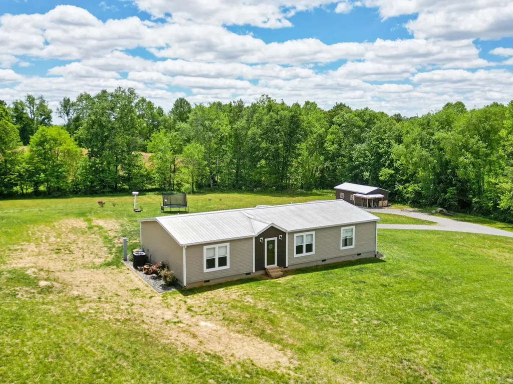 1510 Highway 865 Eubank KY 42567