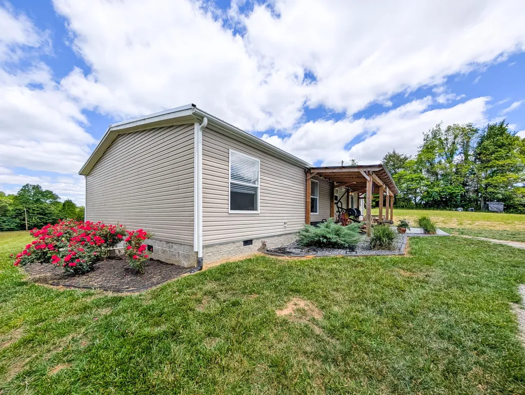 1510 Highway 865 Eubank KY 42567