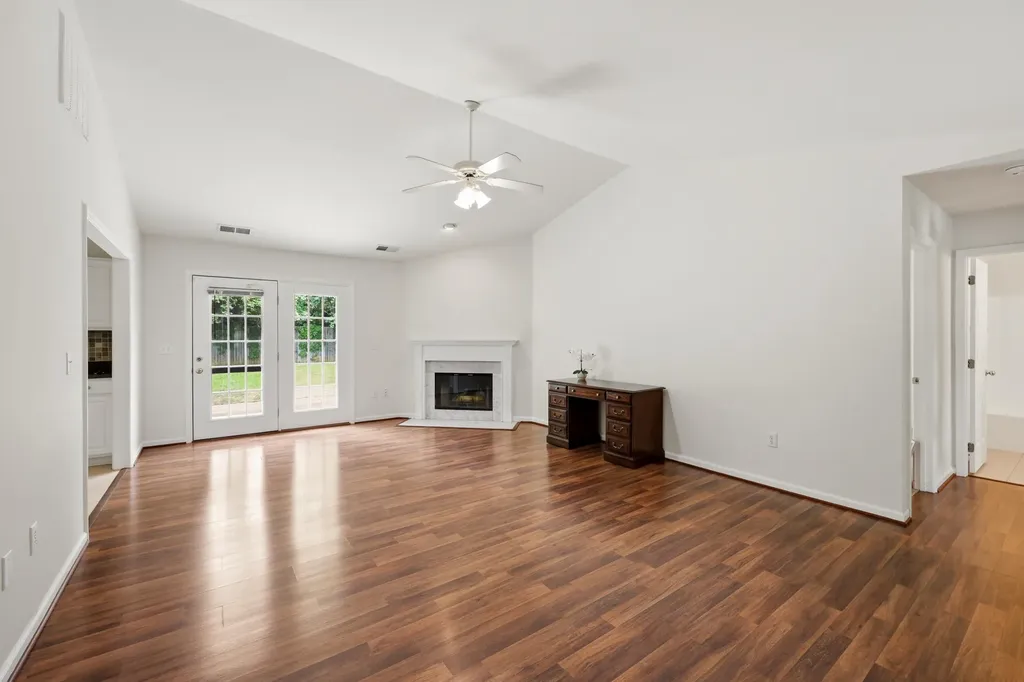 1409 Scarlett Way Lexington KY 40514