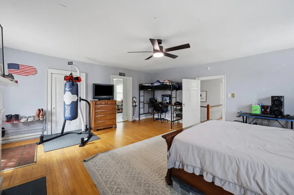 222 E Lexington Street Harrodsburg KY 40330