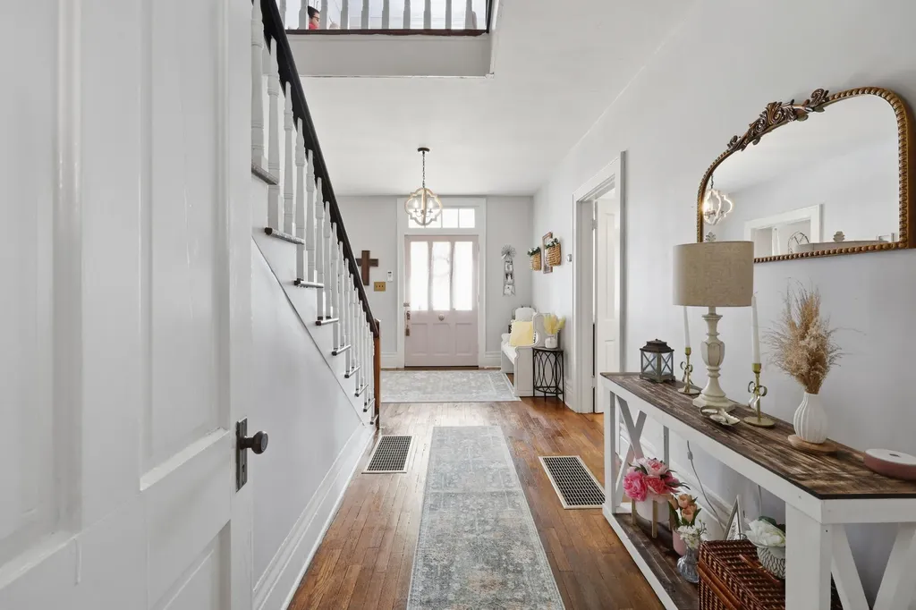 222 E Lexington Street Harrodsburg KY 40330