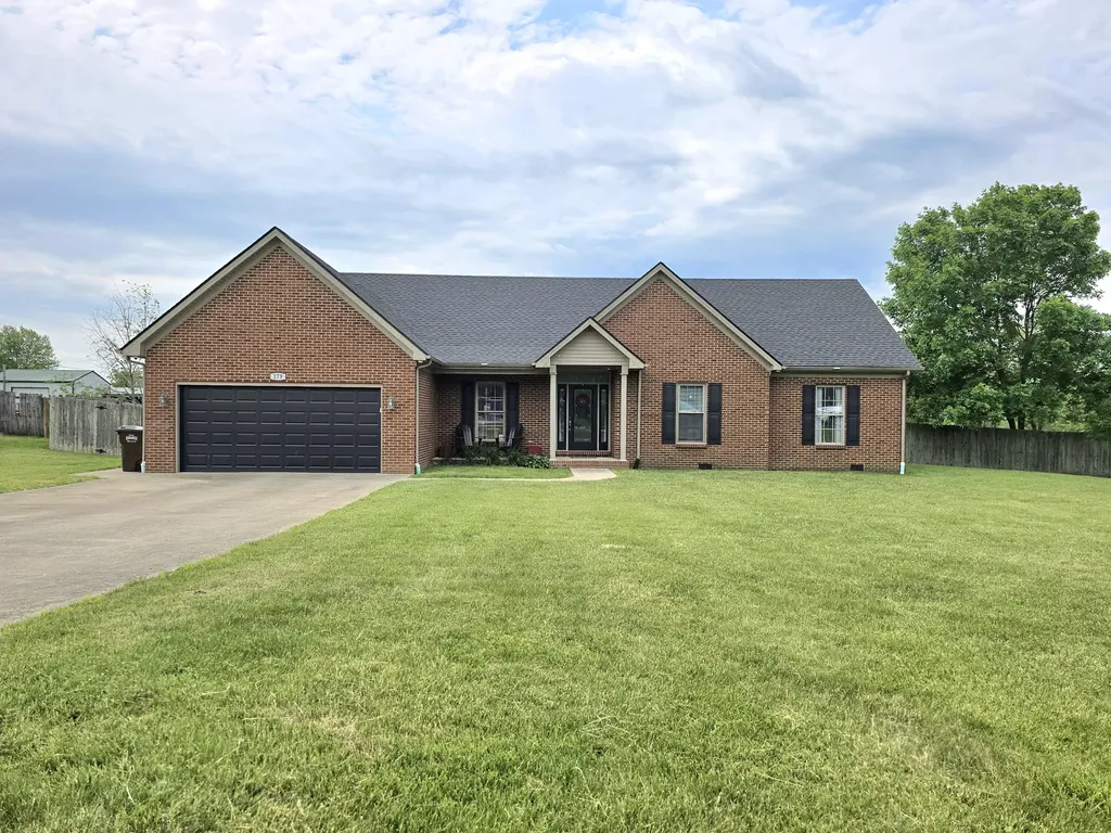 179 Bright Leaf Drive Lancaster KY 40444