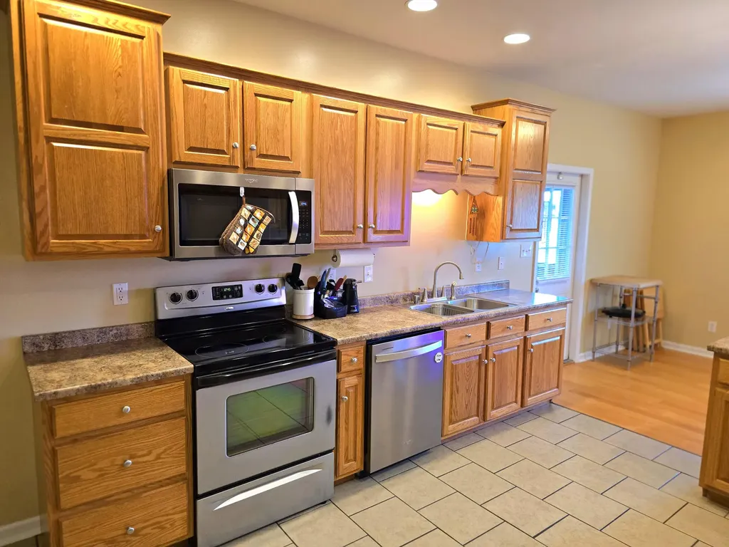 179 Bright Leaf Drive Lancaster KY 40444