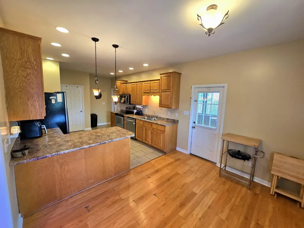 179 Bright Leaf Drive Lancaster KY 40444