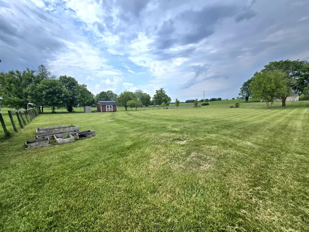 179 Bright Leaf Drive Lancaster KY 40444