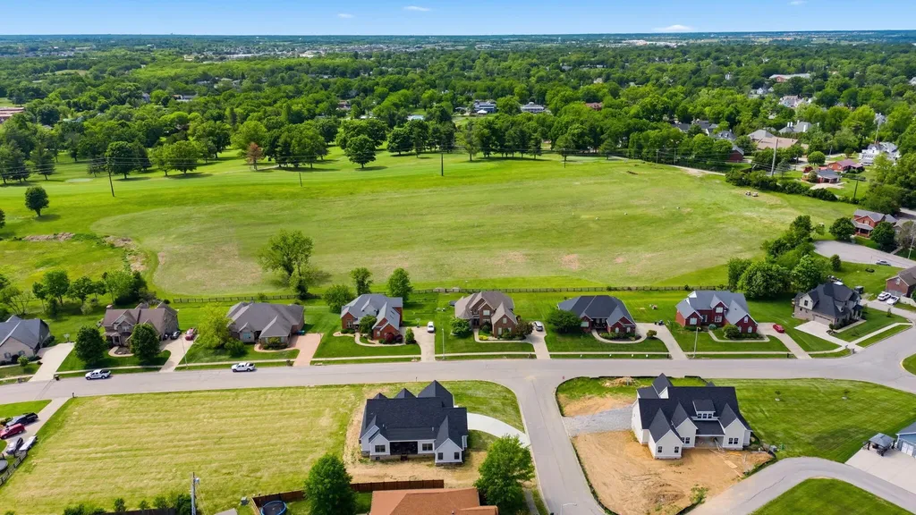 414 Fairholme Way Winchester KY 40391
