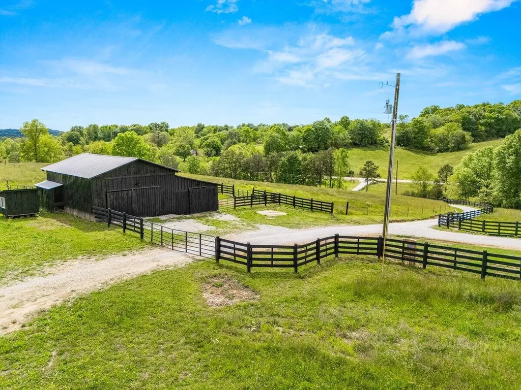 2311 Kentucky 3630 Tyner KY 40486