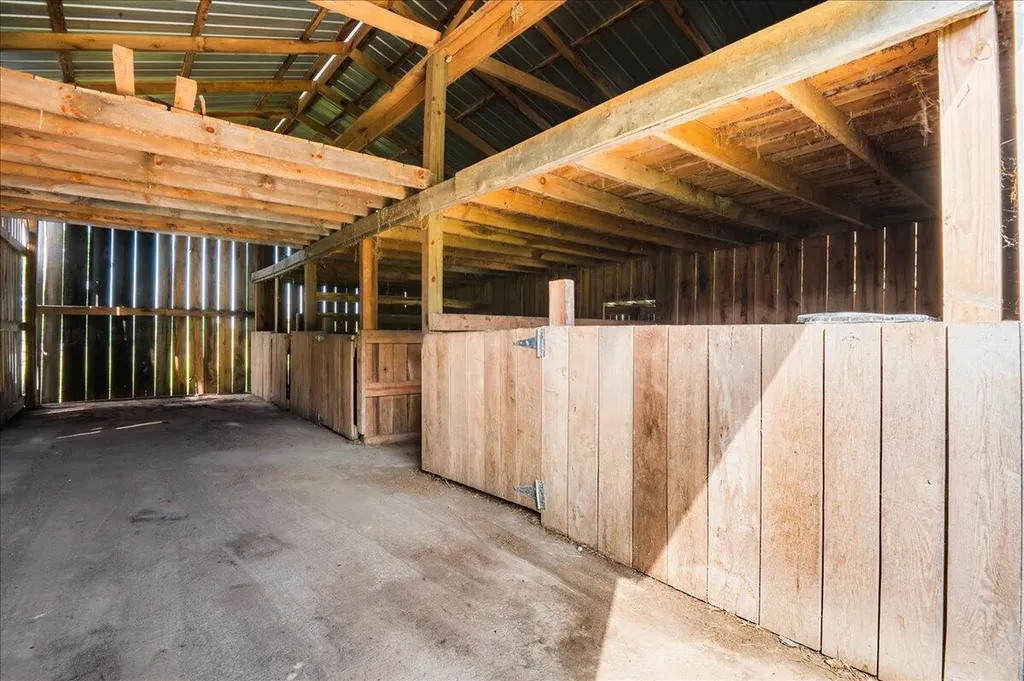 2311 Kentucky 3630 Tyner KY 40486