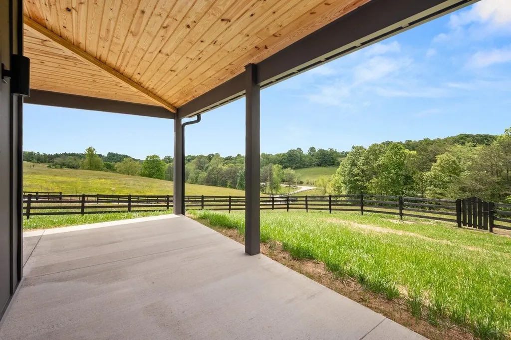 2311 Kentucky 3630 Tyner KY 40486