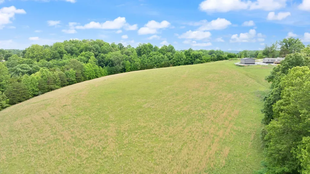 23.5AC Beech Grove Road Nancy KY 42544