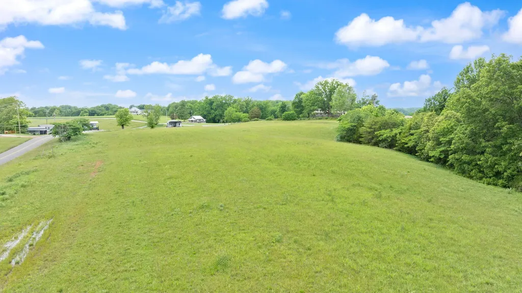 23.5AC Beech Grove Road Nancy KY 42544