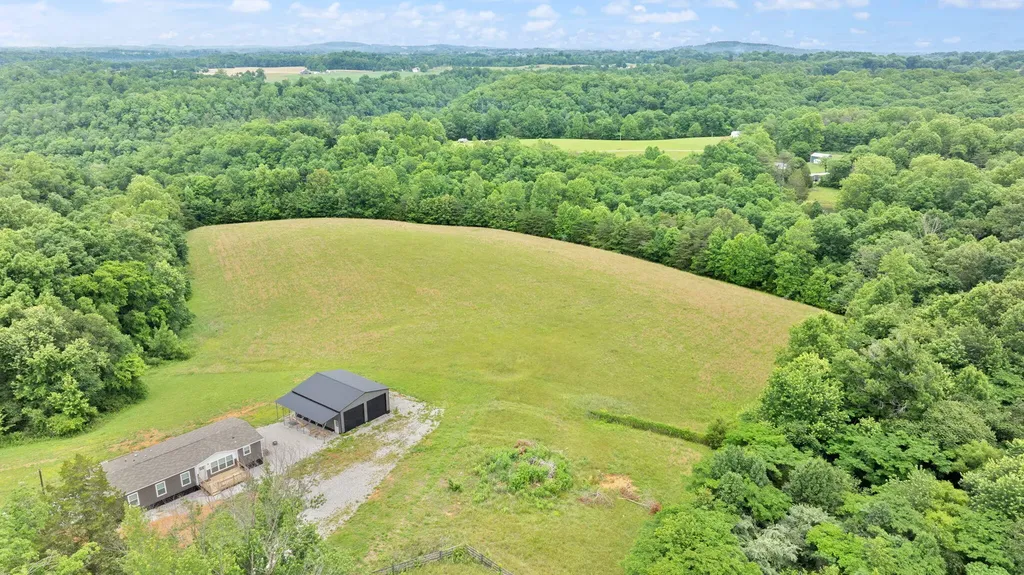 23.5AC Beech Grove Road Nancy KY 42544