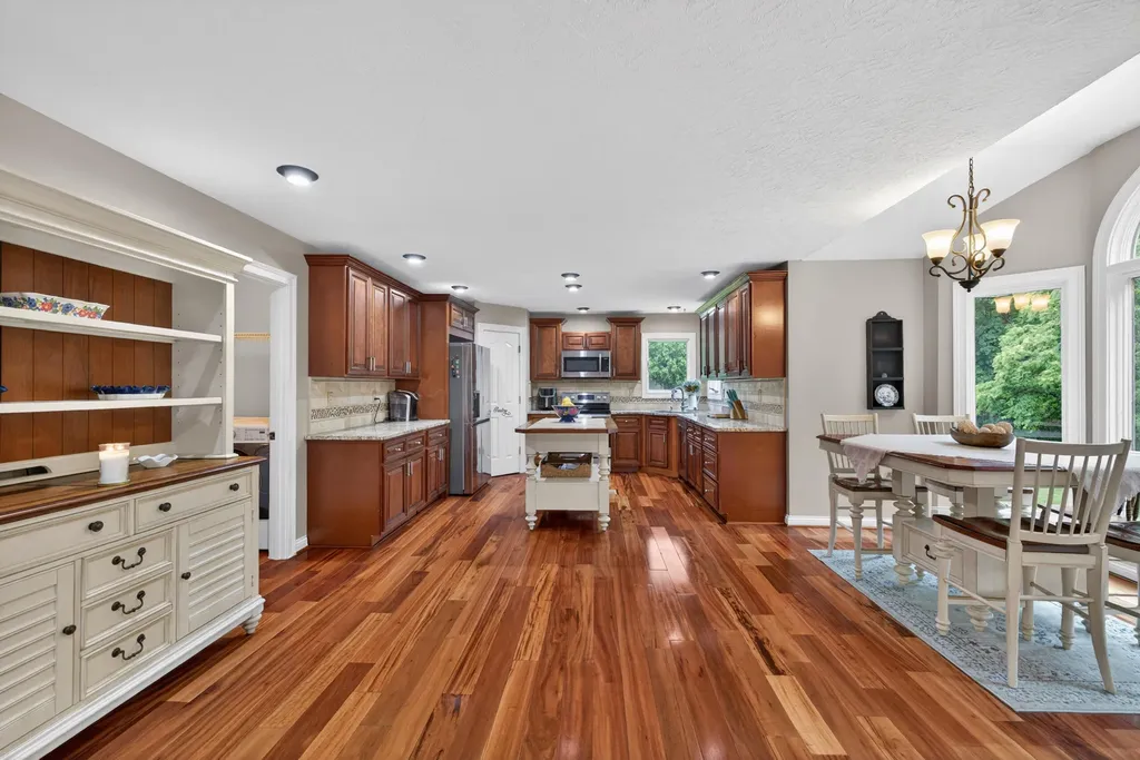 220 Sylvan Way Lancaster KY 40444