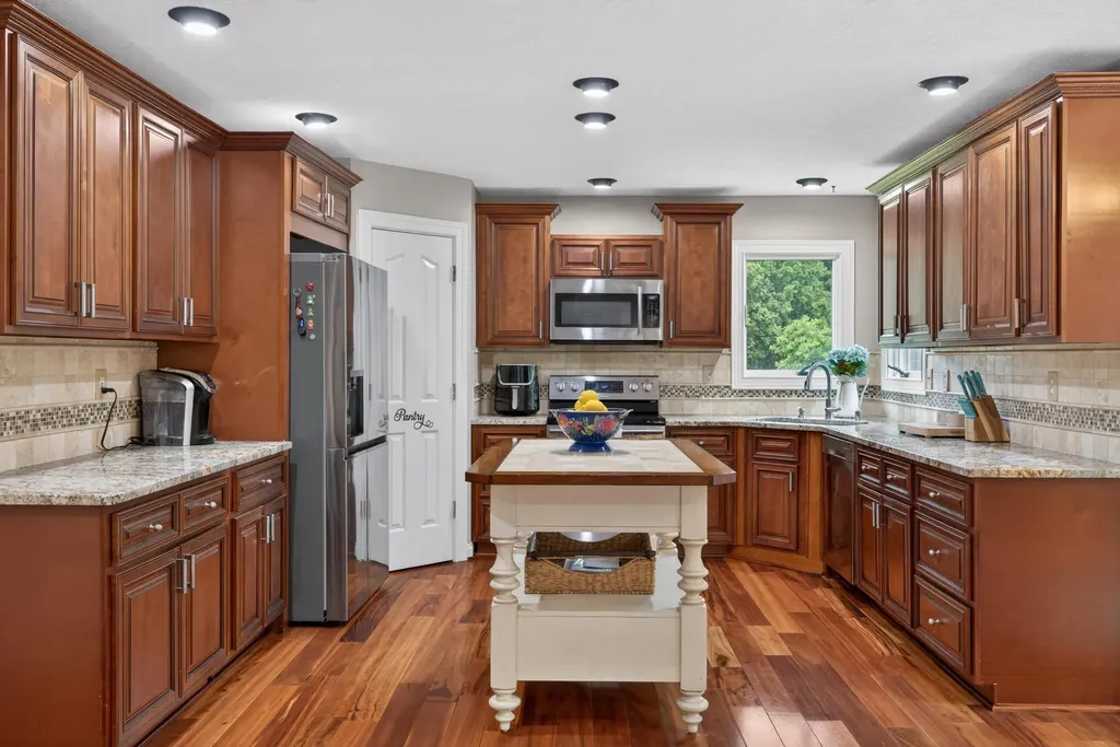 220 Sylvan Way Lancaster KY 40444