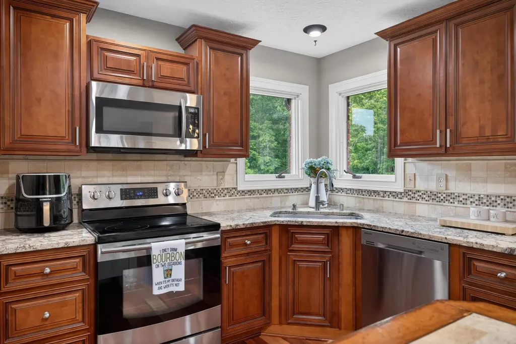 220 Sylvan Way Lancaster KY 40444