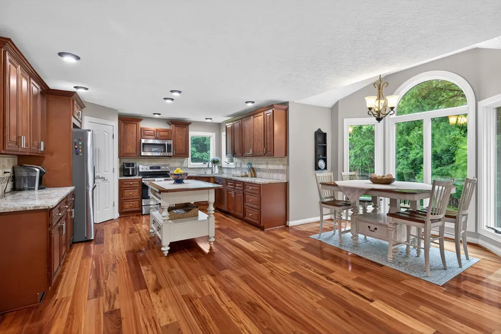 220 Sylvan Way Lancaster KY 40444