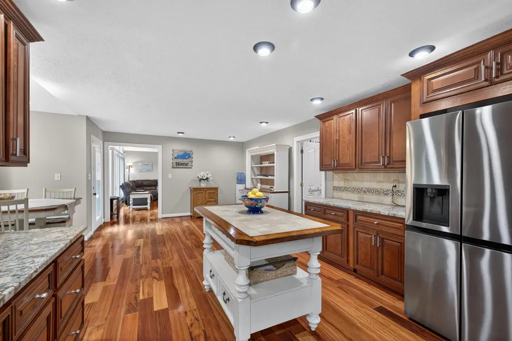 220 Sylvan Way Lancaster KY 40444