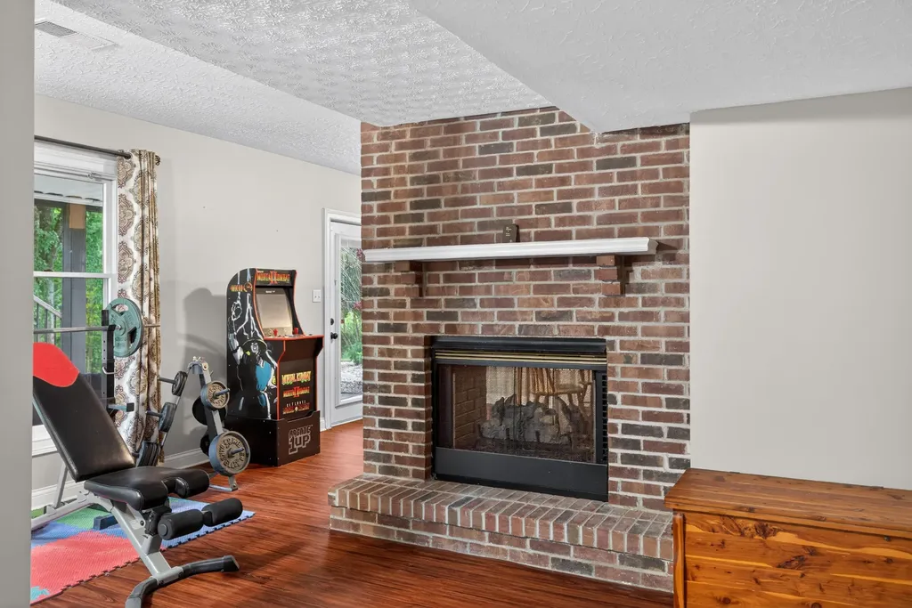 220 Sylvan Way Lancaster KY 40444