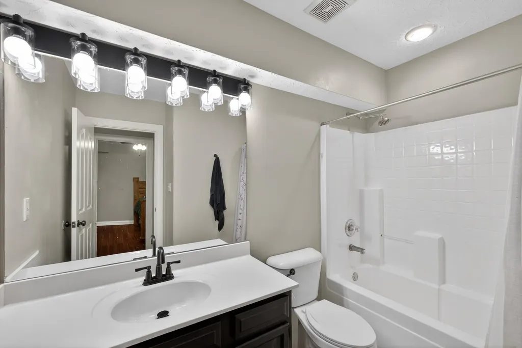 220 Sylvan Way Lancaster KY 40444