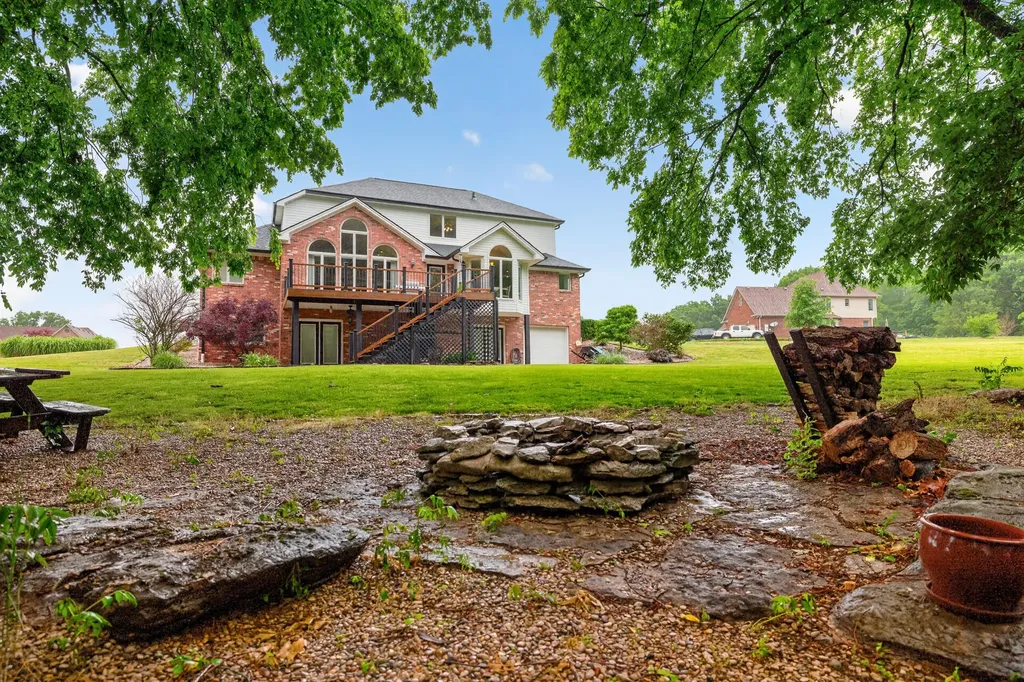 220 Sylvan Way Lancaster KY 40444